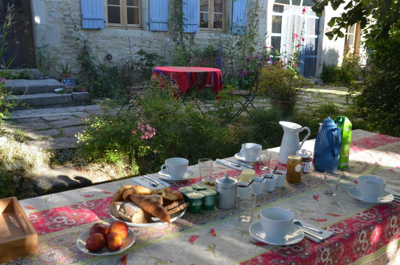 Chaptuzat Le Vieux Velo Bed & Breakfast エクステリア 写真