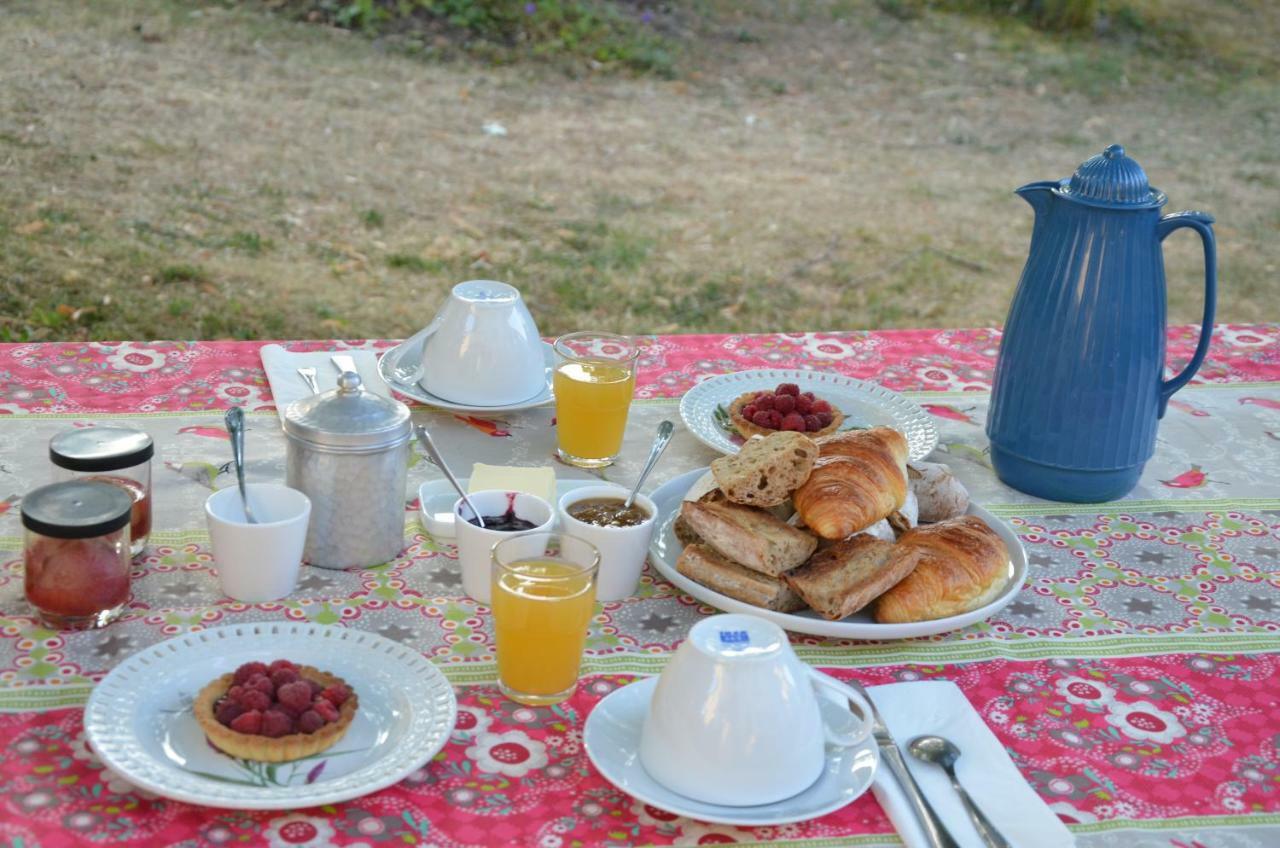 Chaptuzat Le Vieux Velo Bed & Breakfast エクステリア 写真