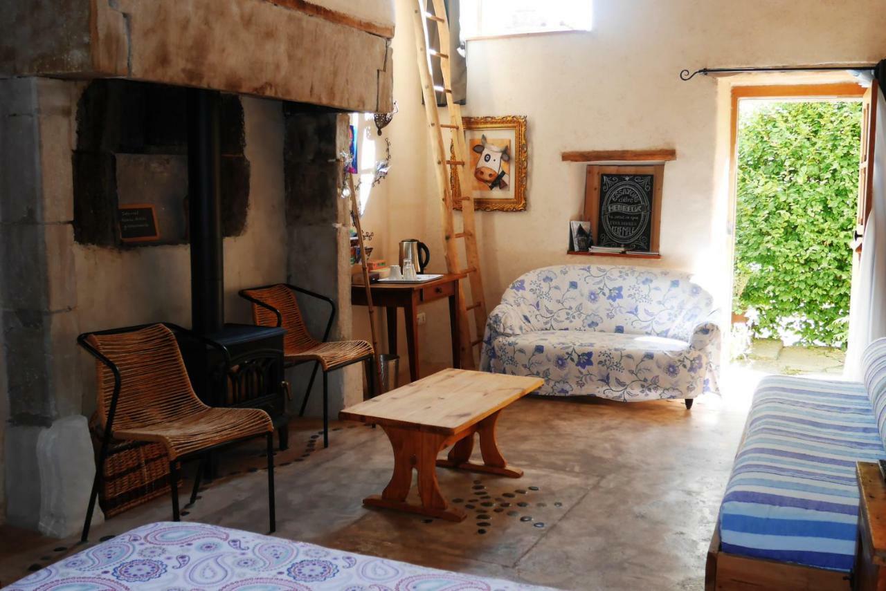 Chaptuzat Le Vieux Velo Bed & Breakfast エクステリア 写真
