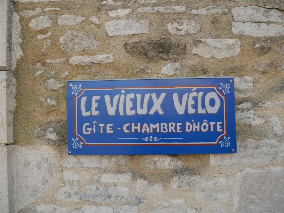 Chaptuzat Le Vieux Velo Bed & Breakfast エクステリア 写真